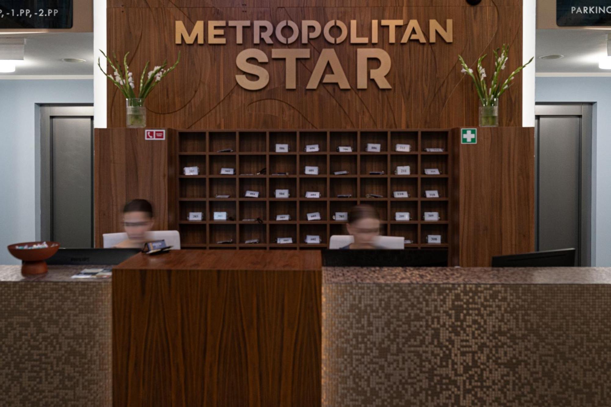 Hotel Reverie - Dependance, Check-In At Metropolitan Star Bratysława Zewnętrze zdjęcie