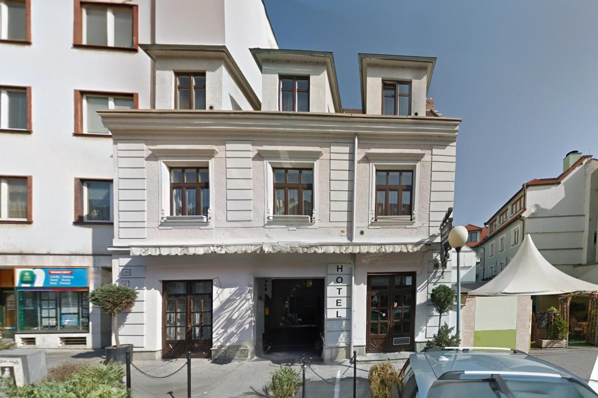 Hotel Reverie - Dependance, Check-In At Metropolitan Star Bratysława Zewnętrze zdjęcie