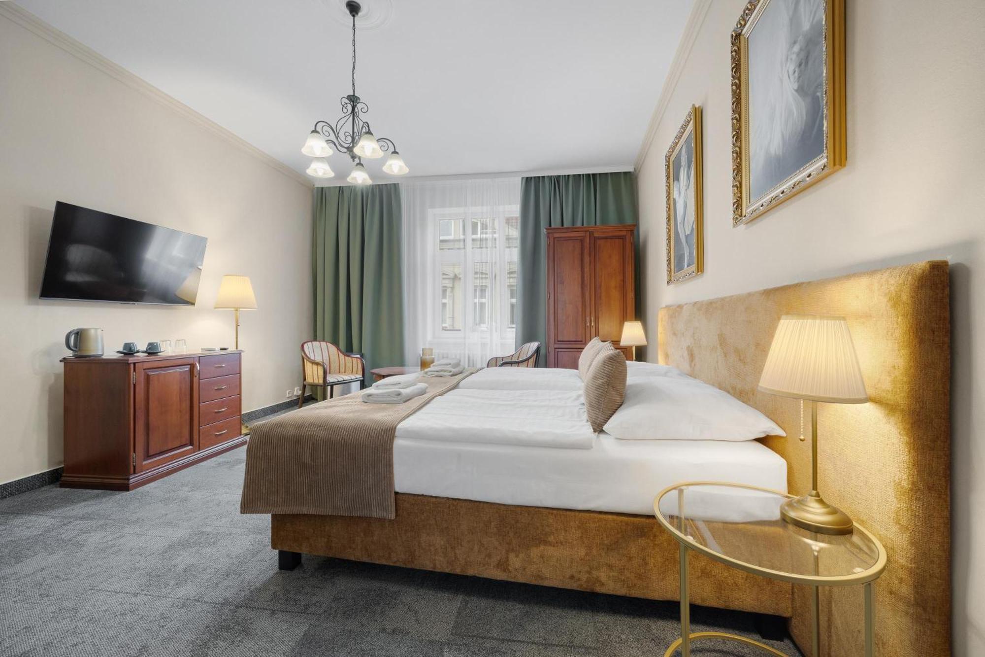 Hotel Reverie - Dependance, Check-In At Metropolitan Star Bratysława Zewnętrze zdjęcie